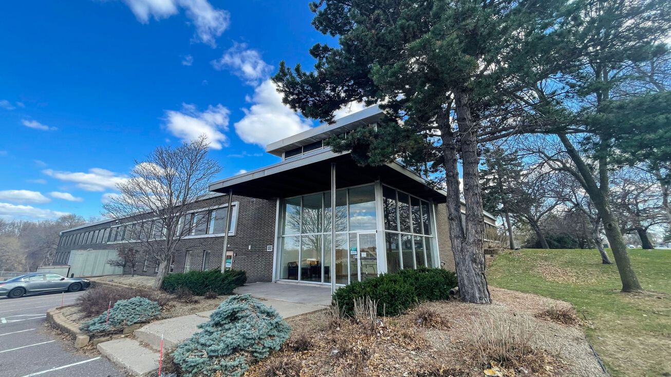 4000 Ave N, Minneapolis, MN 55427