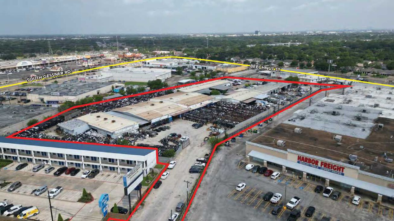 8180 Southwest Fwy, Houston, TX 77074