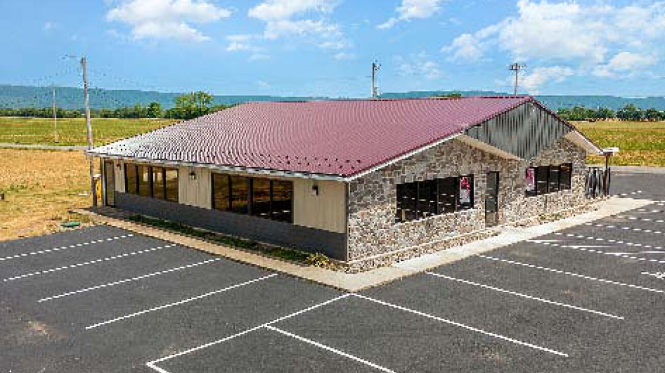 399 Carlisle Rd, Newville, PA 17241