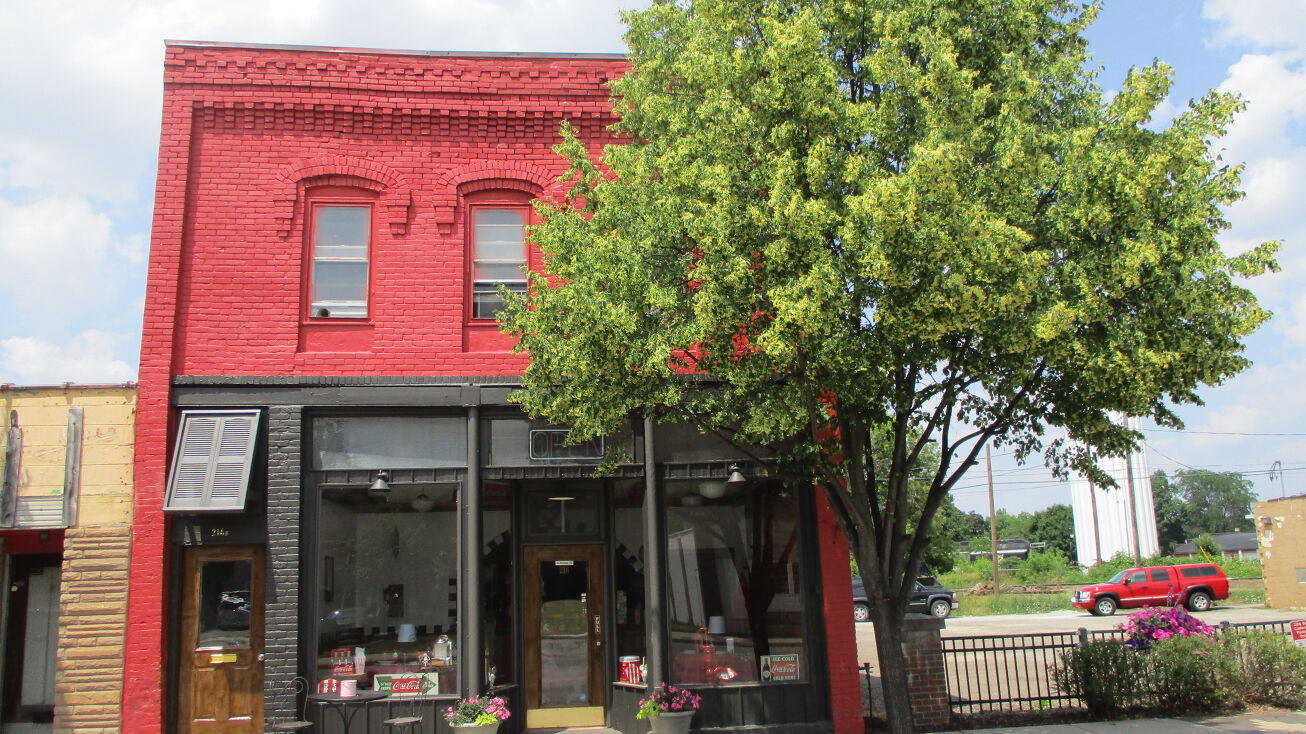 216 W MAIN STREET, DURAND, MI 48429