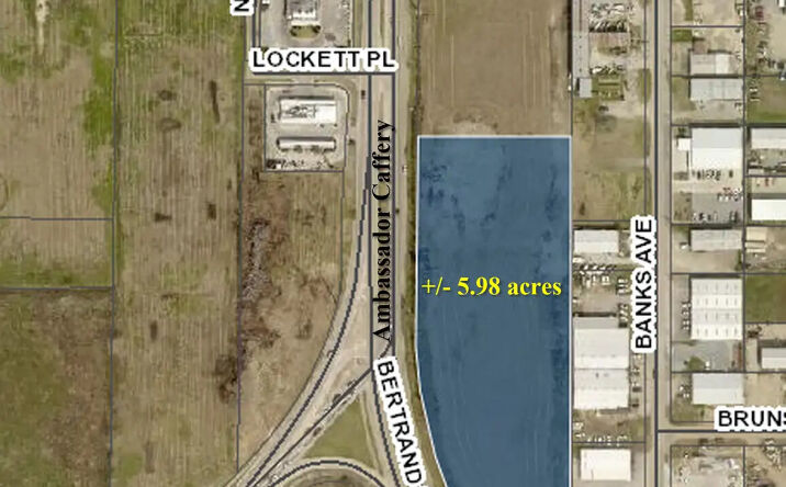 Pictures of Land property located at 921 Ambassador Caffery Pkwy, Lafayette, LA 70506 for sales - image #1
