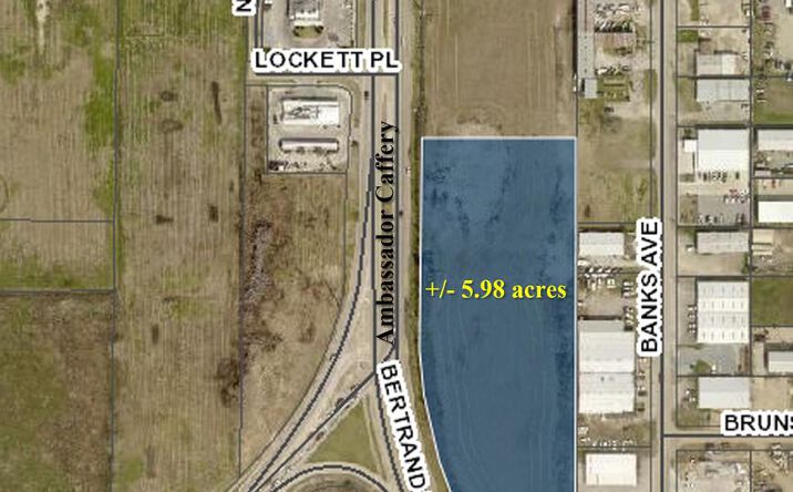 Pictures of Land property located at 921 Ambassador Caffery Pkwy, Lafayette, LA 70506 for sales - image #1