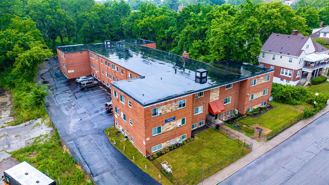 710 Chalfonte Pl, Cincinnati, OH 45229