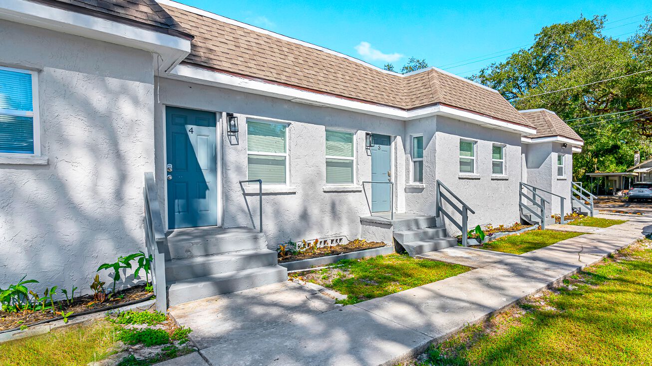 8112 N Mulberry St, Tampa, FL 33604