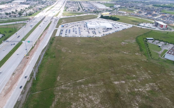 Pictures of Land property located at 24875 Southwest Fwy, Rosenberg, TX 77471 for sales - image #1