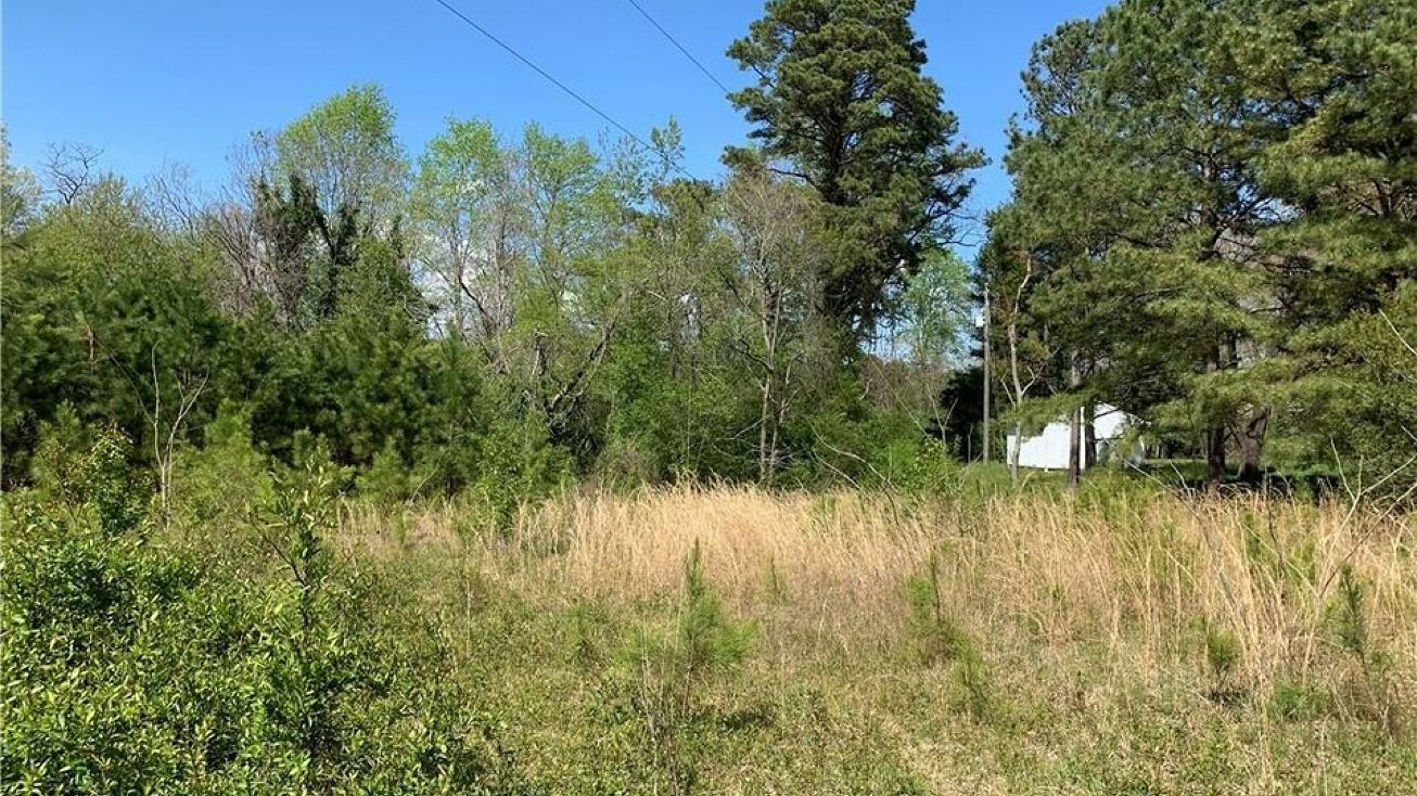 Thomas Landing Rd, Hayes, VA 23072