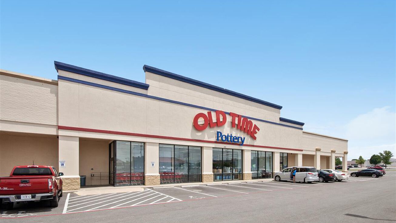 1535 E Battlefield Rd, Springfield, MO 65804 Retail Property for Sale