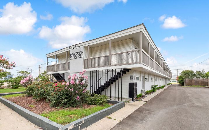 Pictures of Multifamily property located at 251 Barry Ave, Jefferson, LA 70121 for sales - image #1