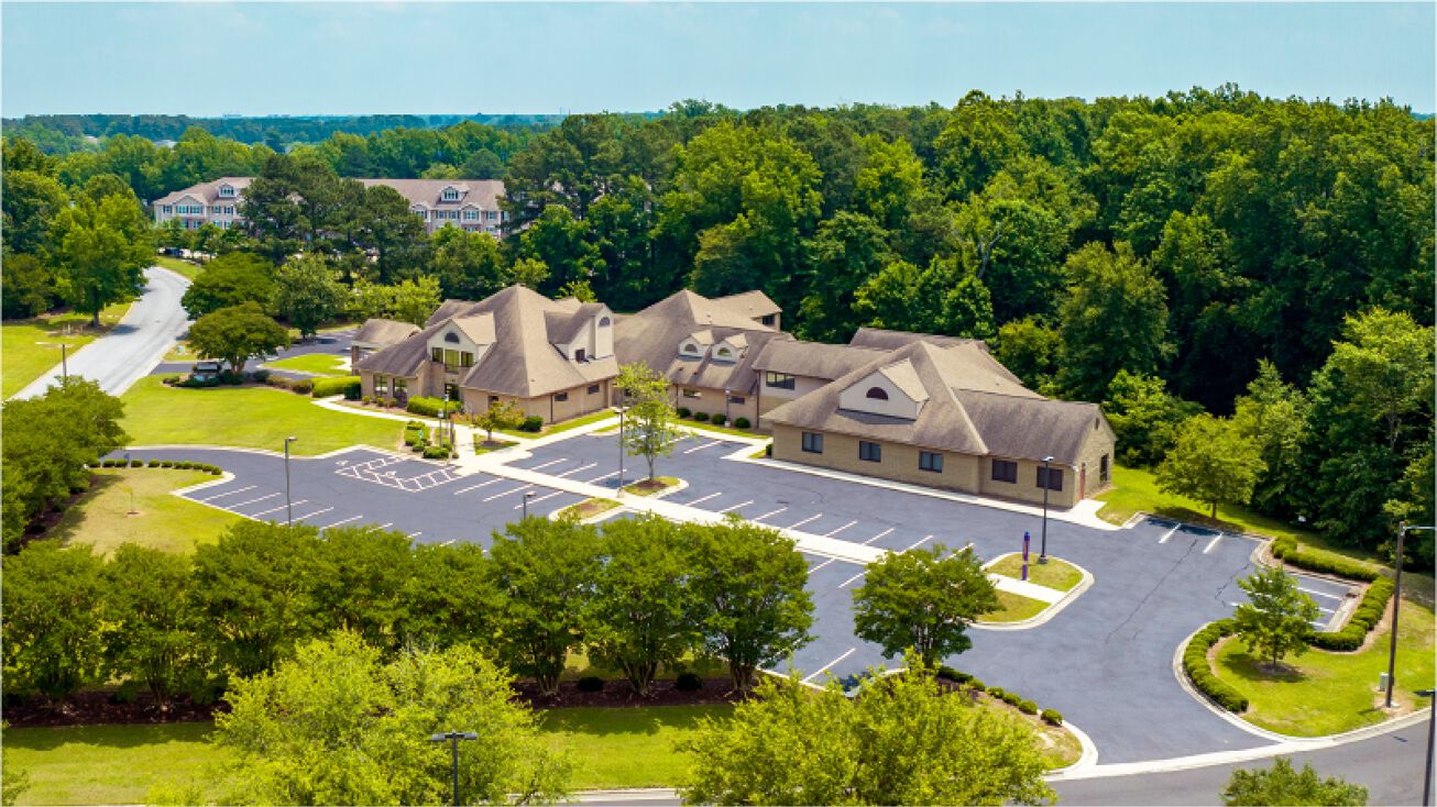 905 Johns Hopkins Dr, Greenville, NC 27834