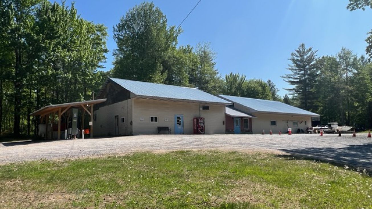 5728 Long Point Rd, Glenfield, NY 13343