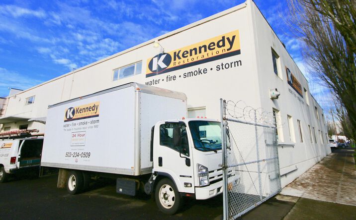 Pictures of Industrial property located at 323 SE 7th Ave, Portland, OR 97214 for sales - image #1