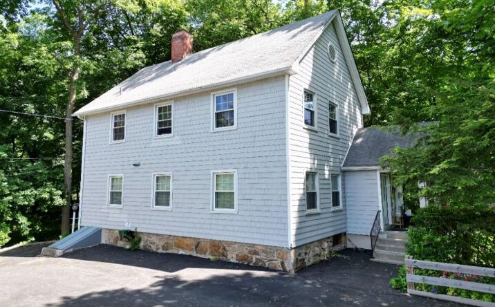 Pictures of Multifamily property located at 123 Valley Rd, Katonah, NY 10536 for sales - image #1