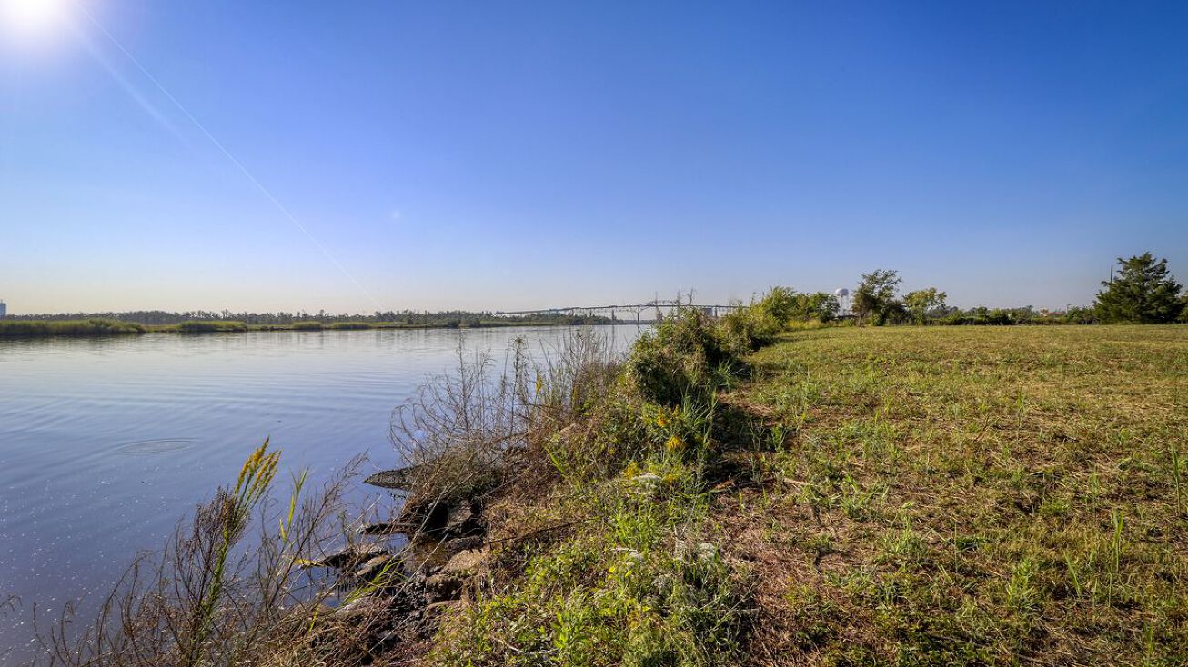 1416 Miller Ave, Westlake, LA 70669