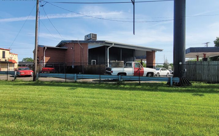 Pictures of Retail property located at 4601 N Arlington Ave, Indianapolis, IN 46226 for sales - image #1