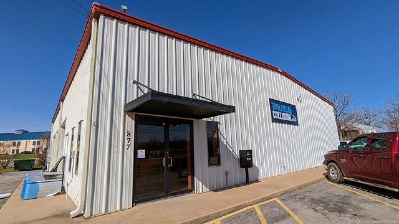 877 E 4th Street, Tahlequah, OK 74464 Special Purpose Property for