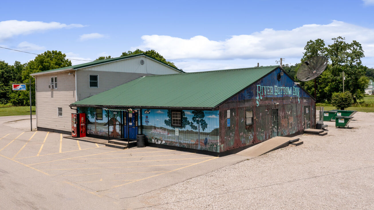 3800 W Hwy 11 St SW, Mauckport, IN 47142