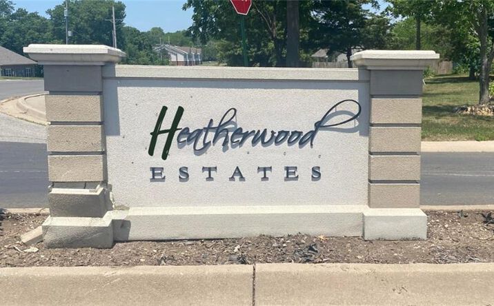 Pictures of Land property located at 1213 Cottonwood Court, Paola, KS 66071 for sales - image #1