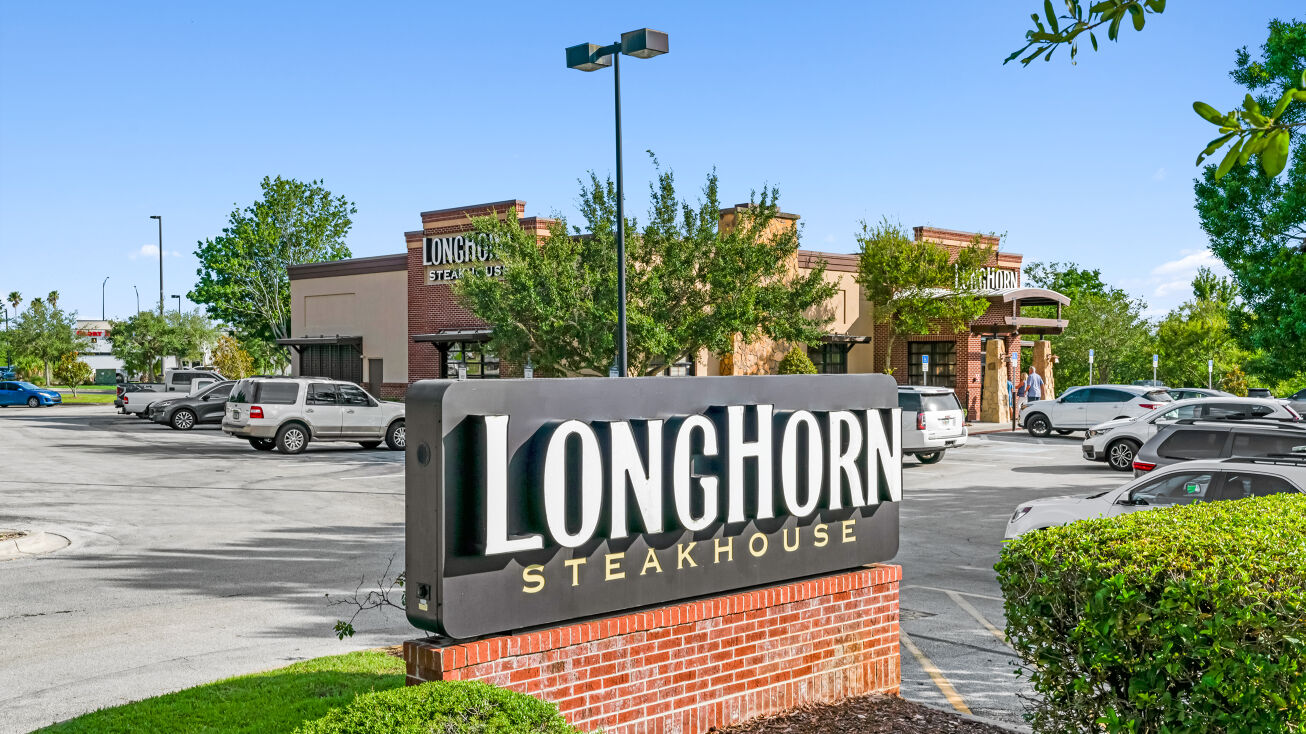 3737 Lakeside Village Ct, Lakeland, FL 33803