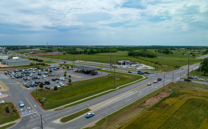 Pictures of Land property located at 3500 SW Lee Blvd, Lawton, OK 73505 for sales - image #1