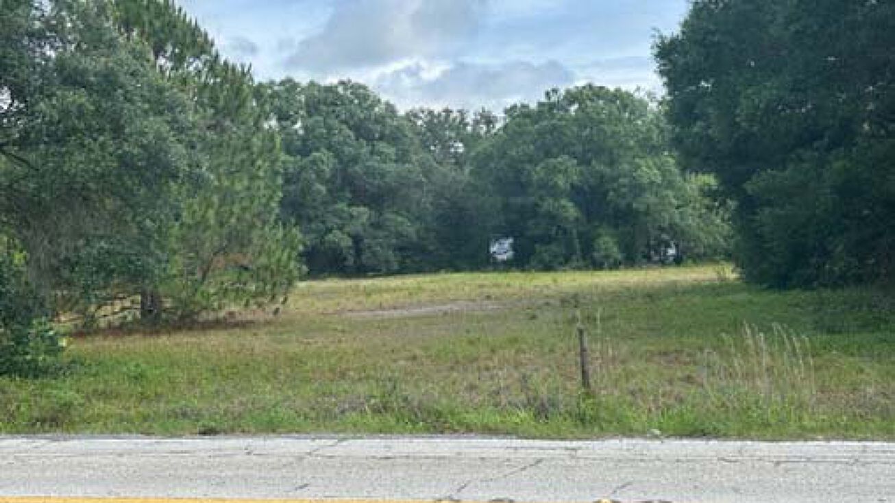 1301 Duff Rd, Lakeland, FL 33810