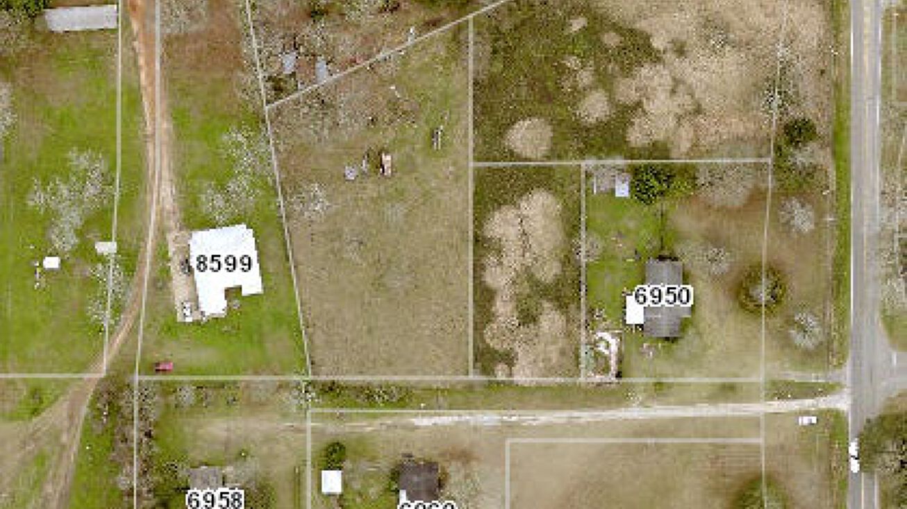 6950 McDonald Rd, Irvington, AL 36544