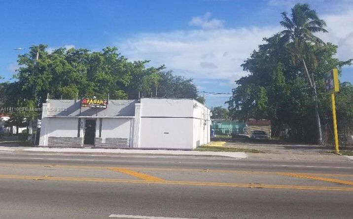 Pictures of Retail property located at 800 NW 54th STREET, Miami, FL 33127 for sales - image #1