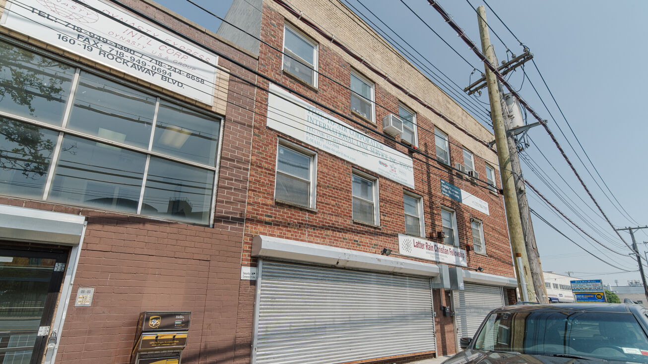 16023 Rockaway Blvd, Queens, NY 11434