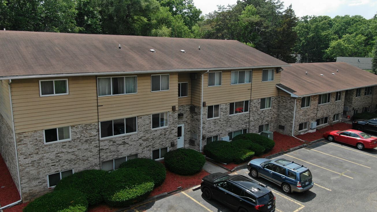 2342 N Aurelius Rd, Holt, MI 48842