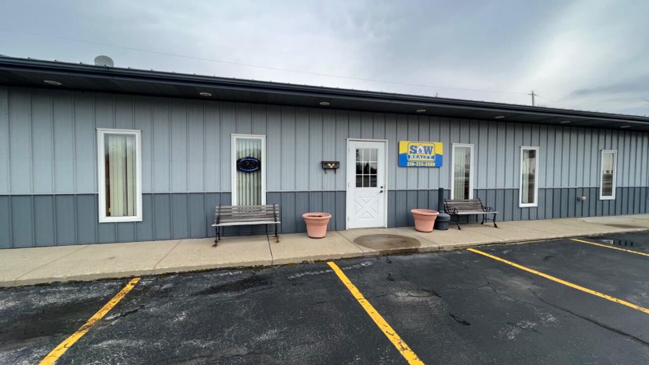 10227 W US Highway 30, Wanatah, IN 46390