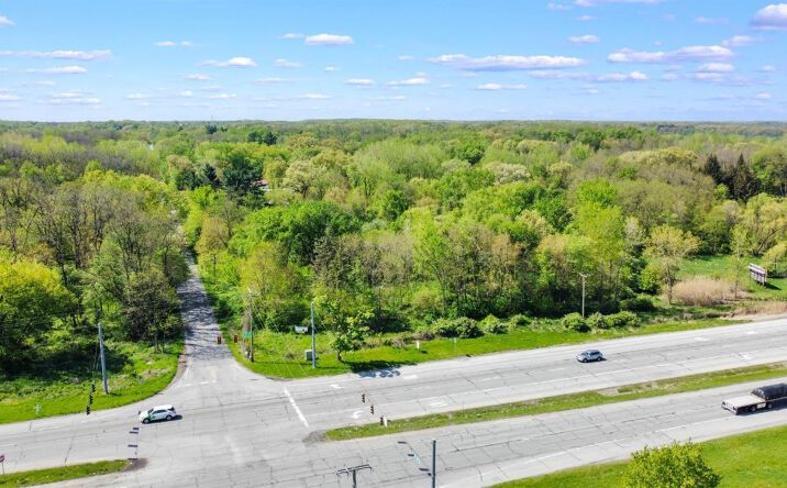 Pictures of Land property located at 242 N 600 W, Valparaiso, IN 46385 for sales - image #1
