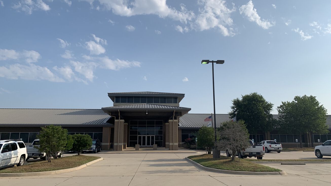 1209 Co Rd 1304, Bridgeport, TX 76426