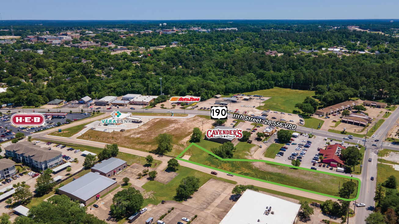 11th St, Huntsville, TX 77340