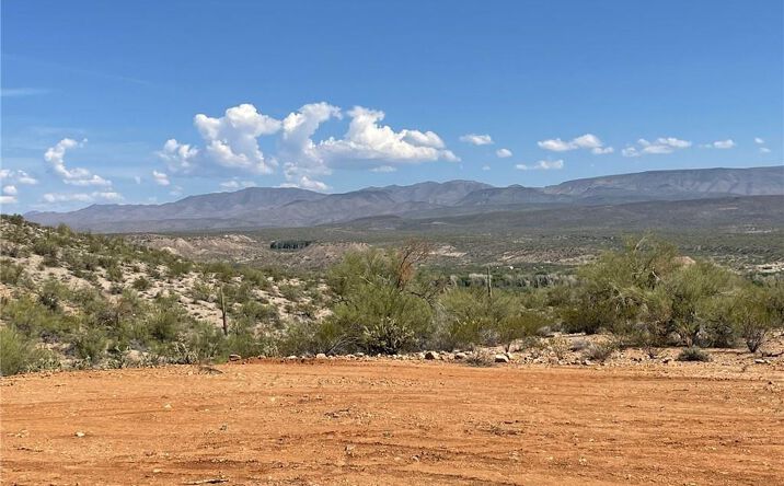 Aquarius Mountain Land, Wikieup, AZ 85360 | Crexi.com