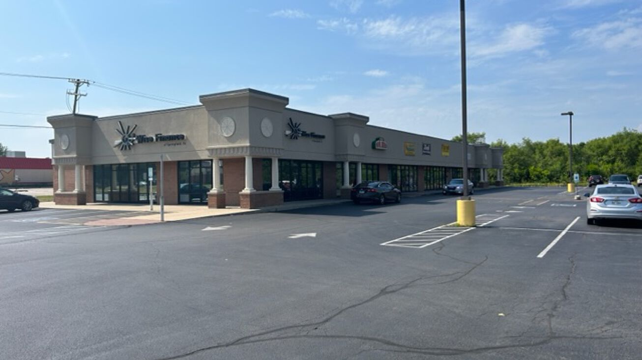 2601 Adlai Stevenson Dr, Springfield, IL 62703