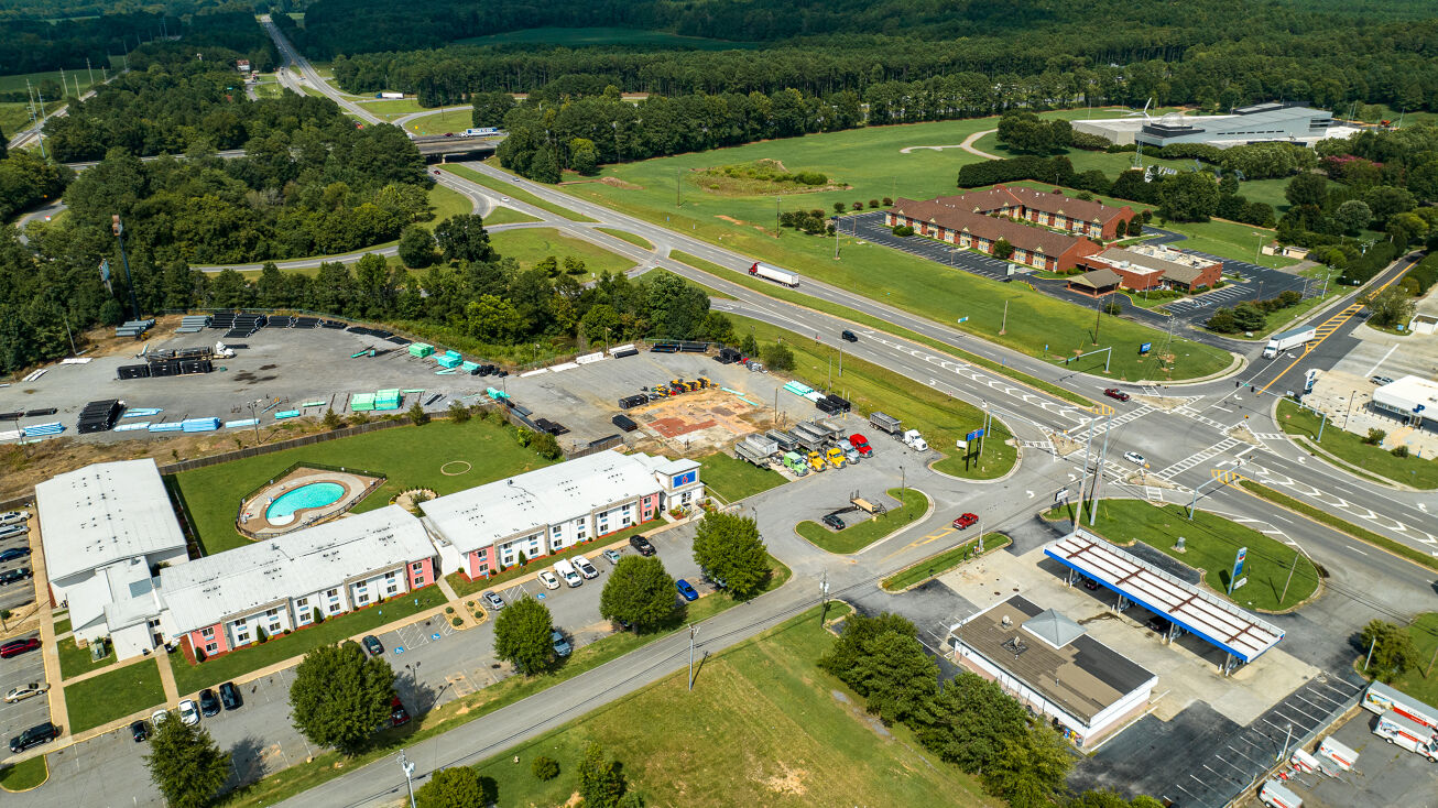 2335 Hwy 411, White, GA 30184