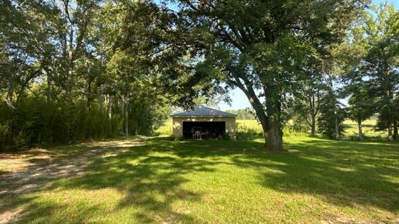 715 Bouie Rd, Picayune, MS 39466