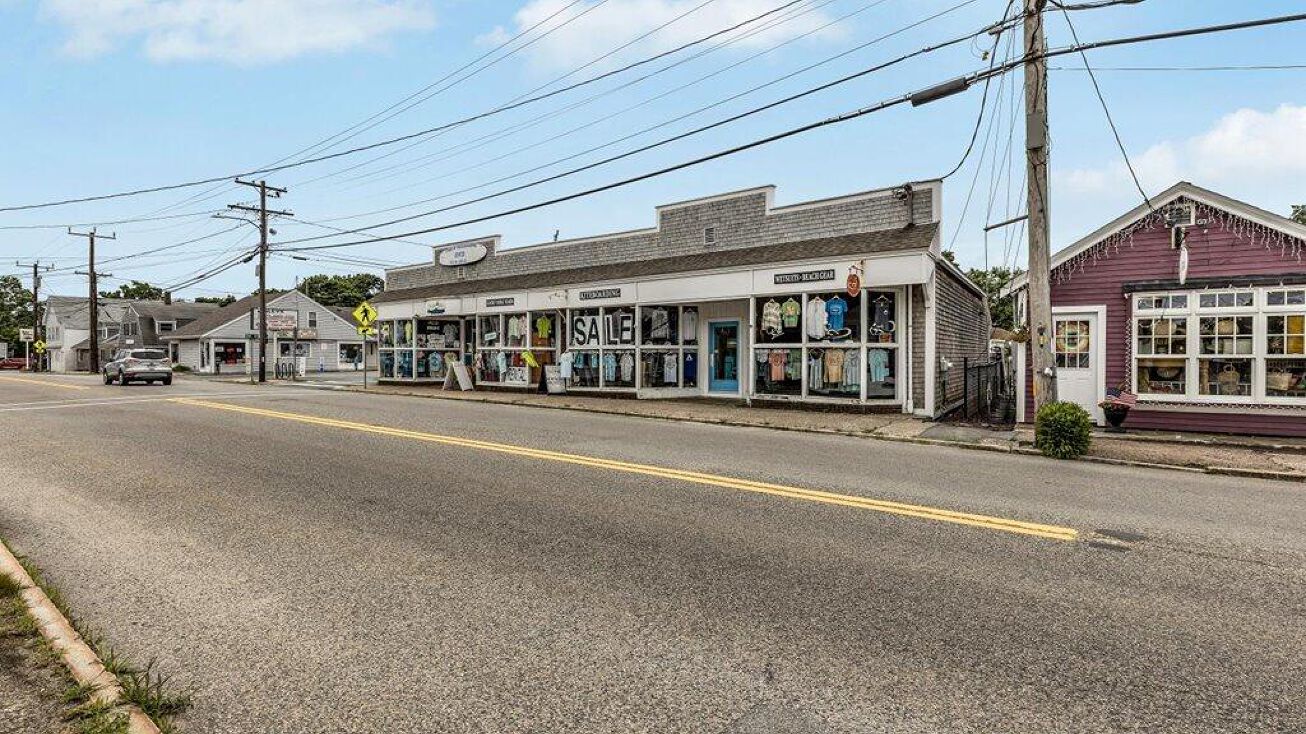 291 Main Street, West Dennis, MA 02670 Special Purpose Property for