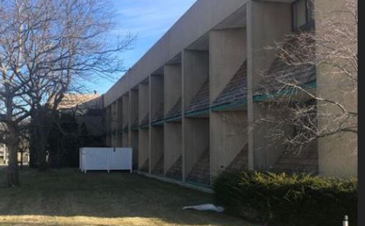 Pictures of Office property located at 820 Lester Ave, St. Joseph, MI 49085 for sales - image #1