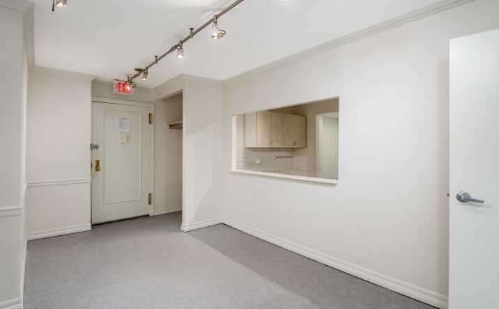 Pictures of Office property located at 333 E 34th St Unit 1ABC, New York, NY 10016 for sales - image #1