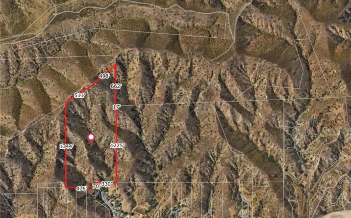 Pictures of Land property located at Elben, Sun Valley, CA 91352 for sales - image #1