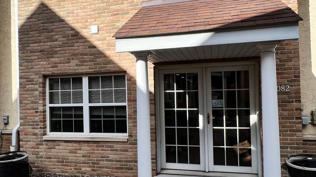 7082 E Fish Lake Rd, Osseo, MN 55311 Office Property for Sale 7082