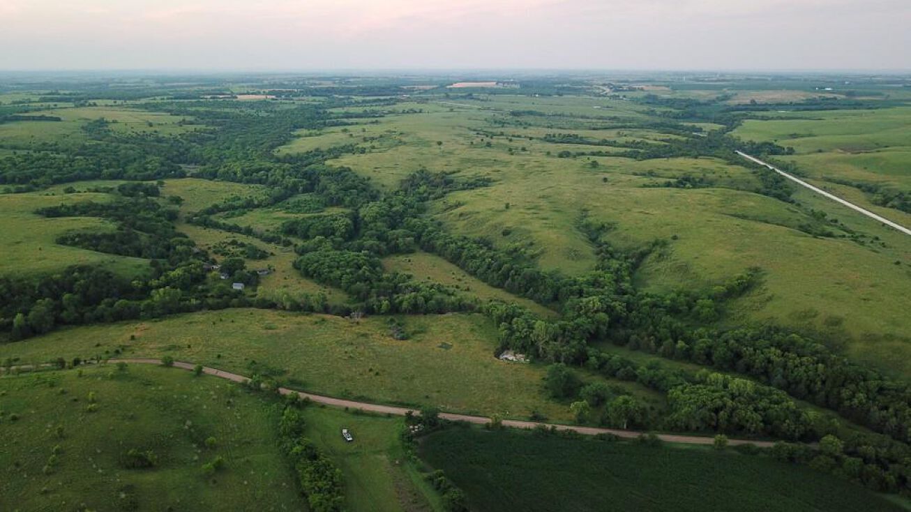 0000 Spring Creek Road, Westmoreland, KS 66549