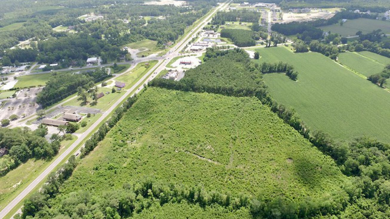 101 Ocean Highway East, Supply, NC 28462