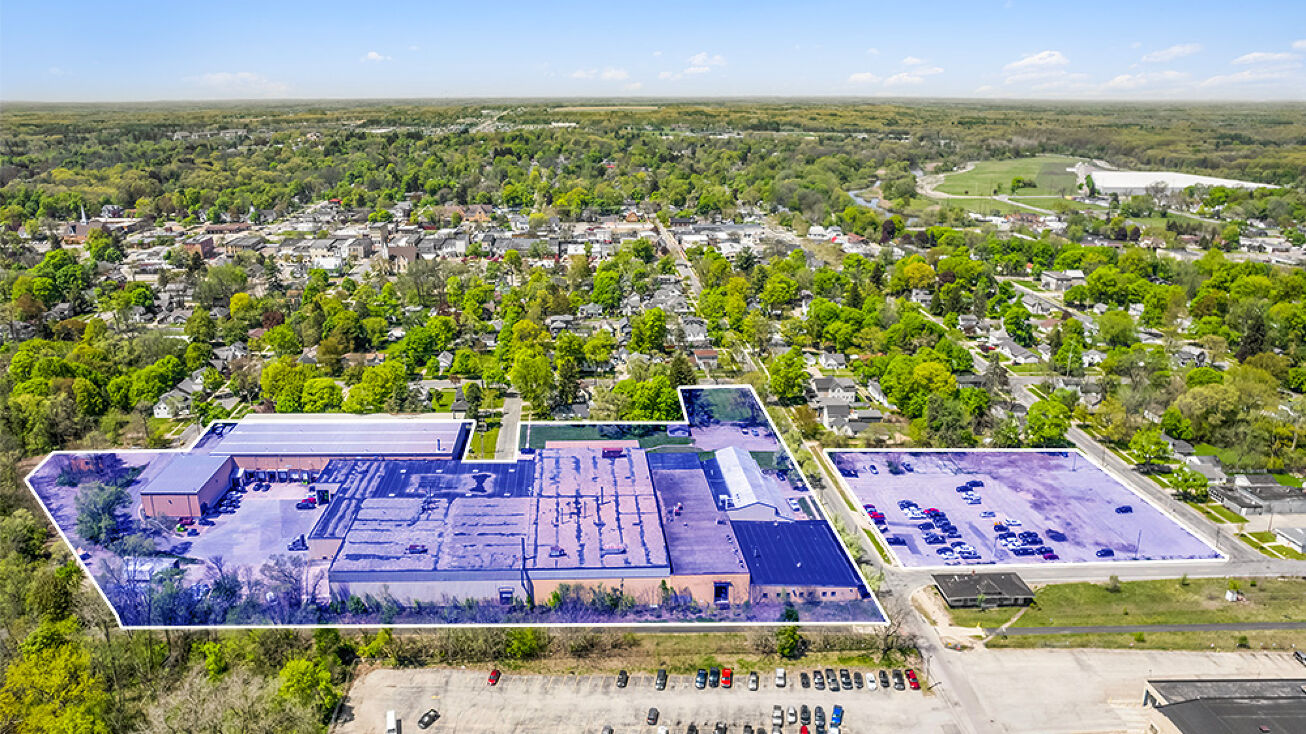 429 E Grove St, Greenville, MI 48838