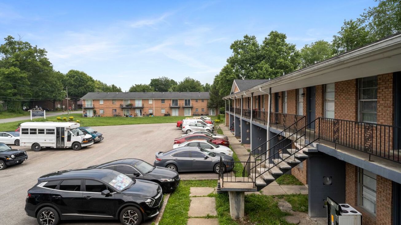 111 E O'Bryan Ave, Bardstown, KY 40004, Bardstown, US 40004