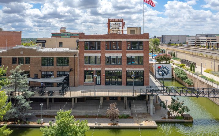 Pictures of Retail property located at 2 E California Ave, Oklahoma City, OK 73104 for sales - image #1