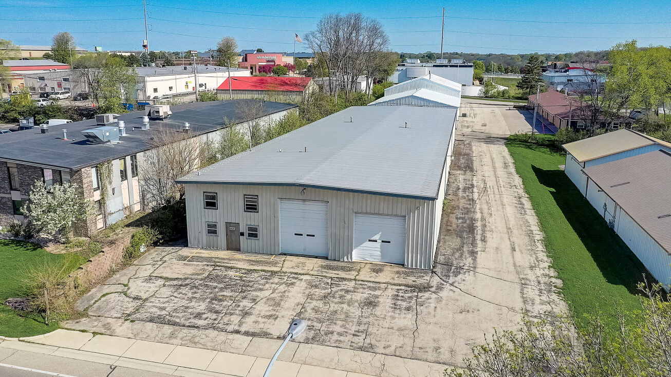 6630 Watts Rd, Madison, WI 53719