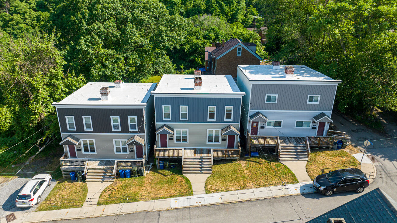 1828 Simms St, Pittsburgh, PA 15211