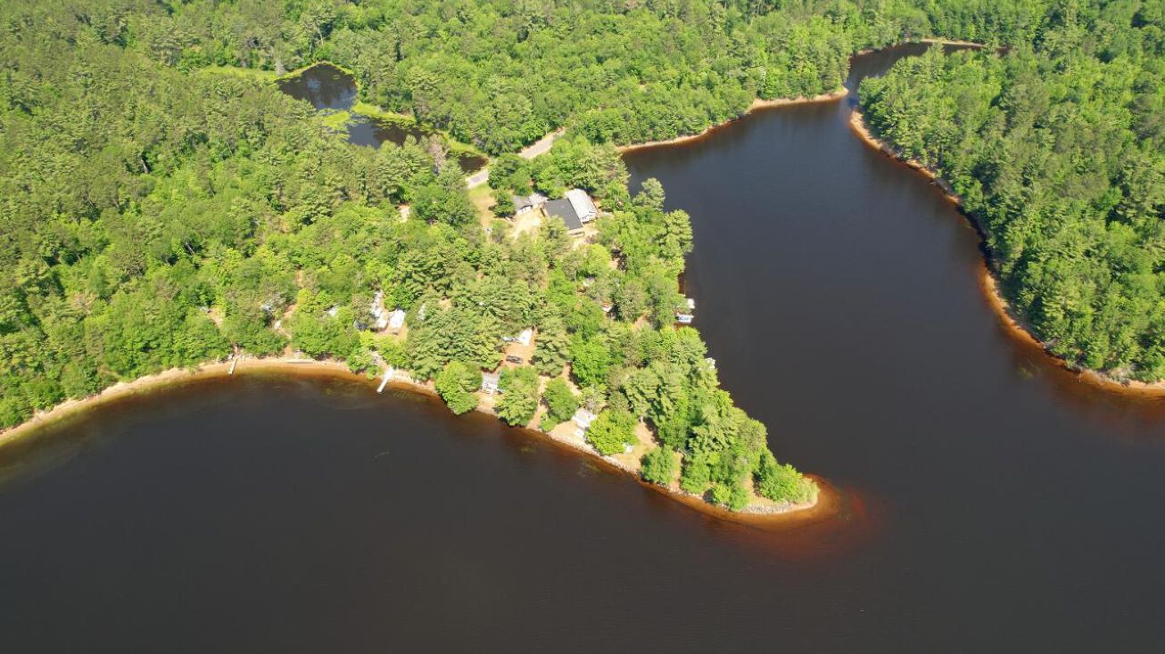 7169 Rainbow Lake Rd, Lake Tomahawk, WI 54539