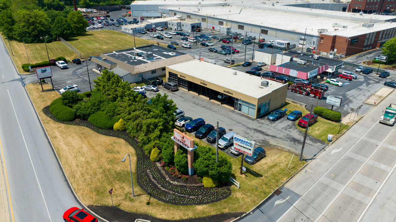 1464 Manheim Pike, Lancaster, PA 17601